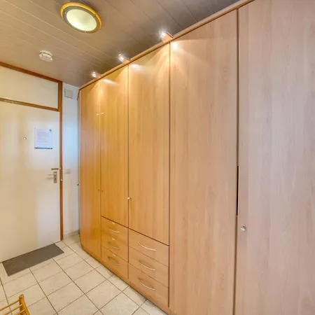 - Haus B, App 0b0402 Lägenhet *